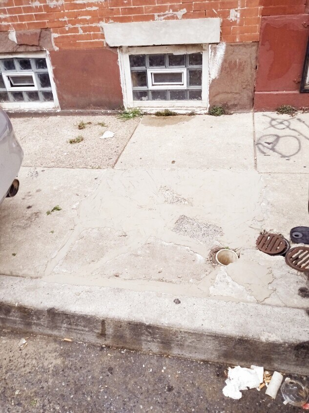 Primary Photo - 4145 W Girard Ave