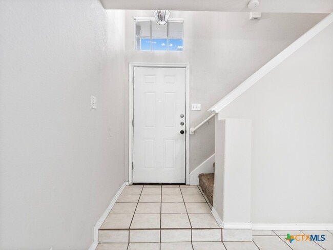 Building Photo - 827 Sagewood Trail