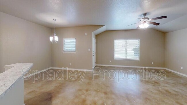 Foto del edificio - 1013 Laila Ln