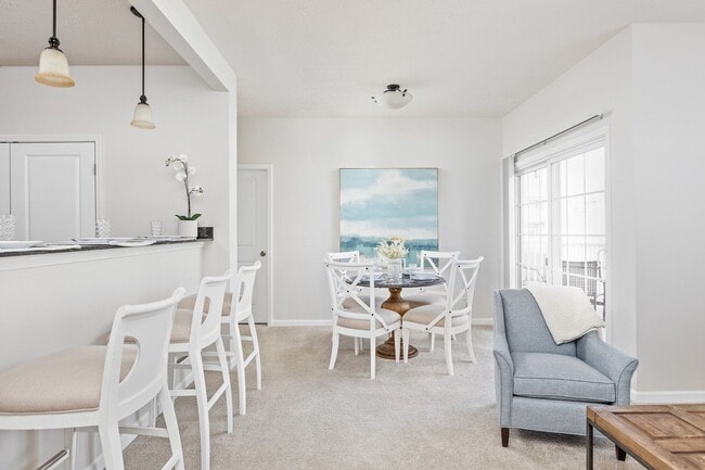 Dining Room - River Stone