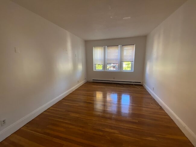 Foto del edificio - 451 Norfolk St
