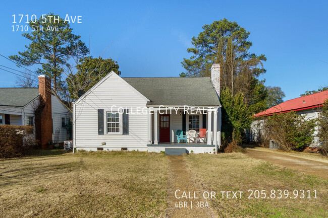 Building Photo - 1710 5th Ave