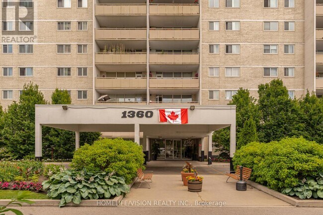 Photo du bâtiment - 1360 York Mills Rd