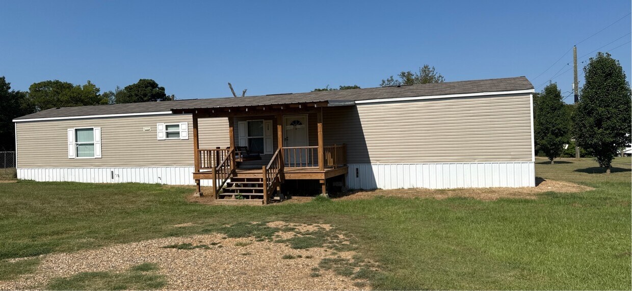 Primary Photo - 129 W Spruce