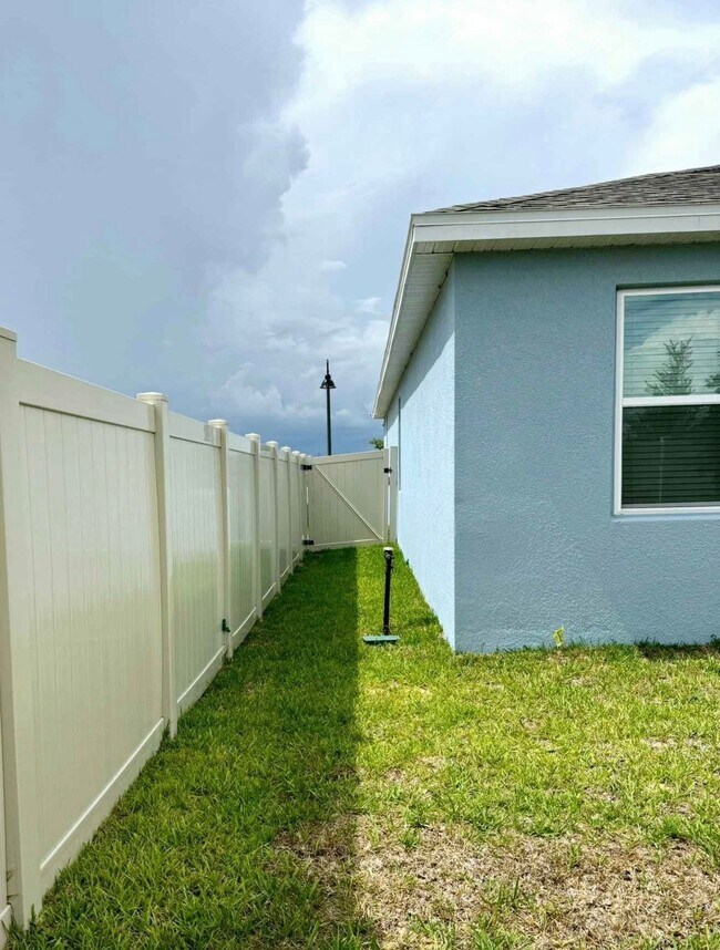 Building Photo - 522 Feltrim Manor Rd