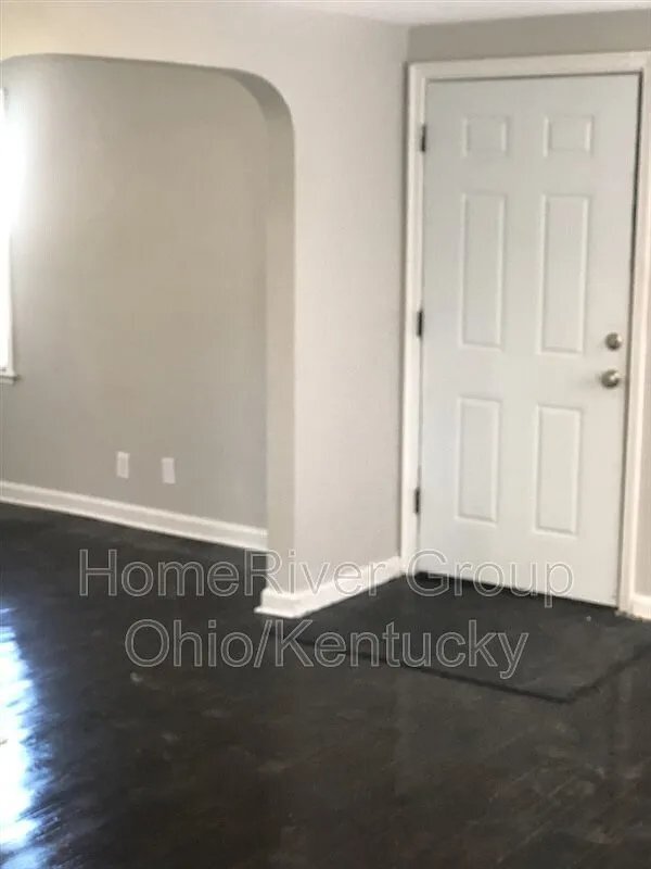 Foto del edificio - 2369 Taylor Ave