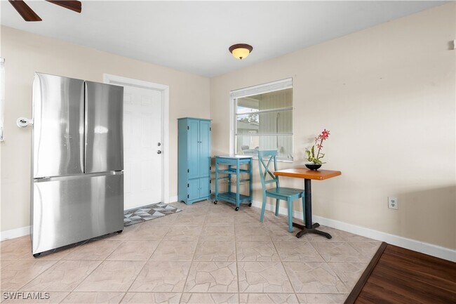 Foto del edificio - 27470 Village Garden Way