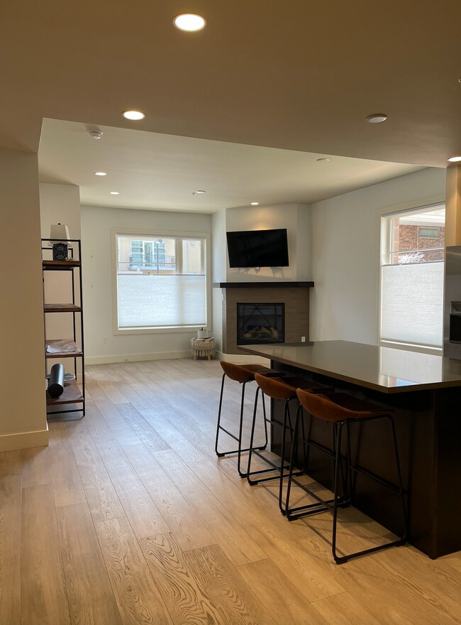 Living room & kitchen - 3401 Arapahoe Ave