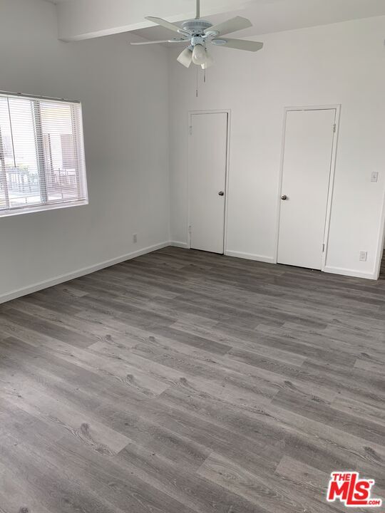 Foto del edificio - 5360 Kester Ave