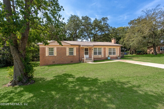 Building Photo - 253 Cowry Rd