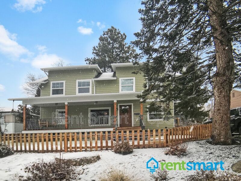 Foto principal - 1016 Cherry St
