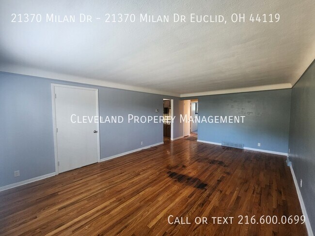 Foto del edificio - 21370 Milan Dr