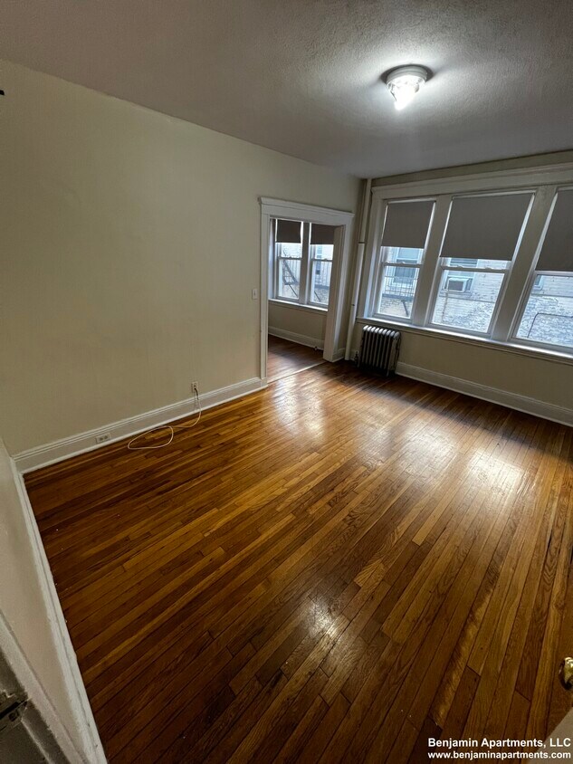 Foto principal - 90 Brainerd Rd