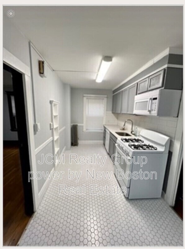 Primary Photo - 264 Boston St