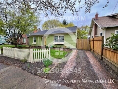 Building Photo - 6312 SE 17th Ave