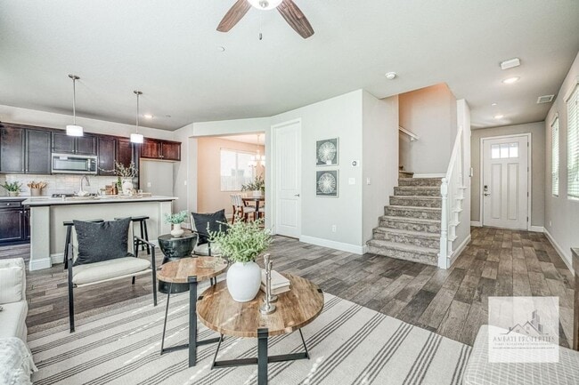 Building Photo - Stunning Granville Home in Copper River Canvas Gated Community!