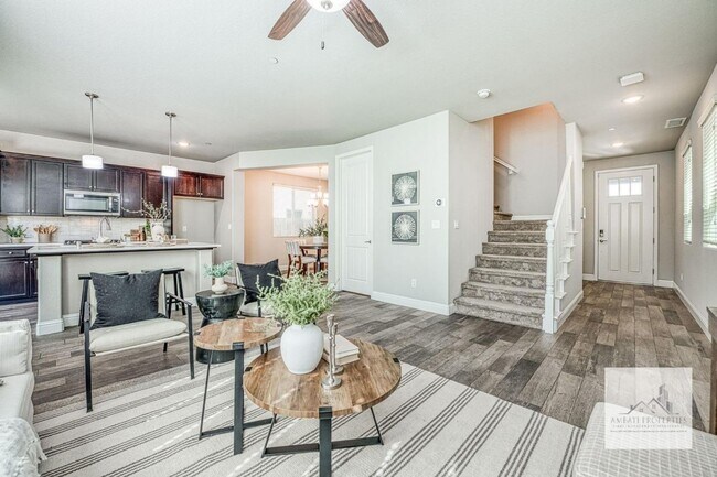 Foto del edificio - Stunning Granville Home in Copper River Canvas Gated Community!