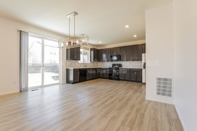 Building Photo - 5926 N Orleans St