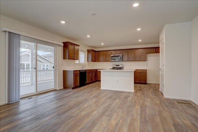 Foto del edificio - Available for move-in on 05/15/26- 3bed/2.5bath in Aurora!