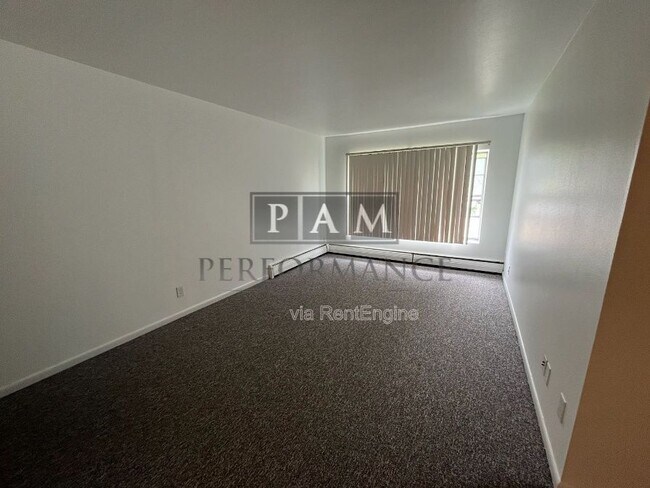 Foto del edificio - 2859 S 6th St