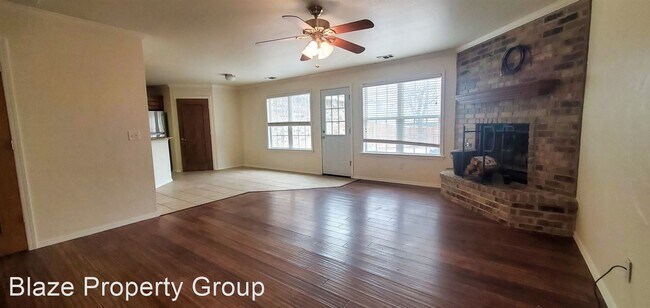 Building Photo - 3 br, 2 bath House - 5810 Notre Dame
