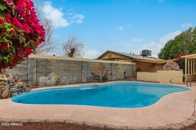 Foto del edificio - 3408 W Port Au Prince Ln