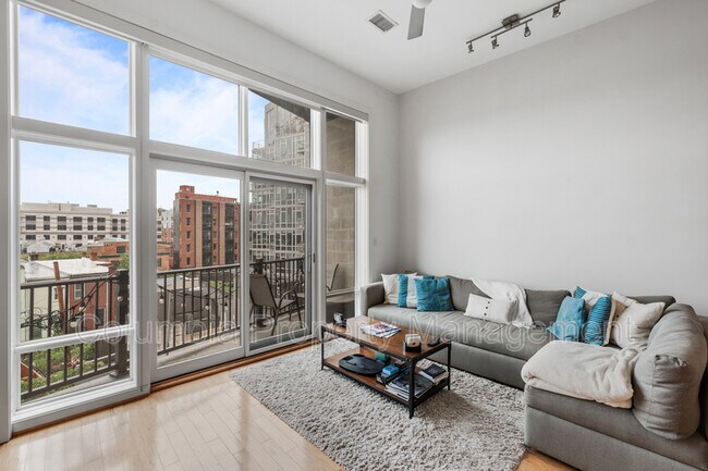 Foto del edificio - 1336 Belmont St NW