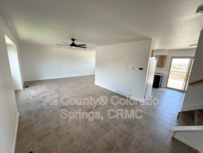 Building Photo - 7395 Woody Creek Dr