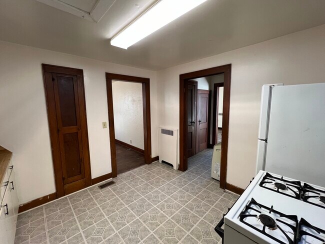 Foto del edificio - 608 N Sandusky St