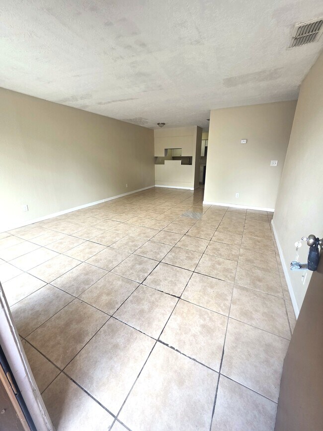 Foto del edificio - 5230 SE 31st St