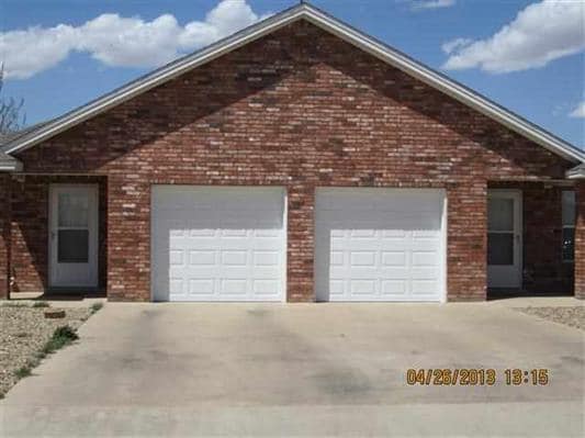 Building Photo - 708 Bison Rd