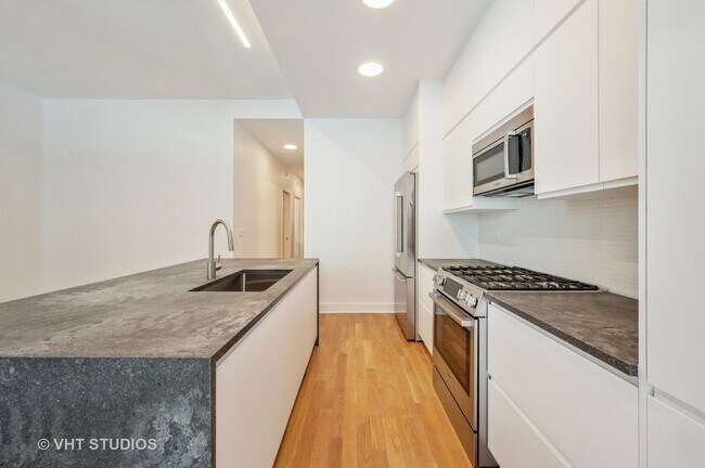 Foto del edificio - 524 N May St