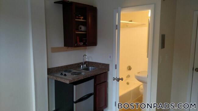 Foto del edificio - 53 S Huntington Ave
