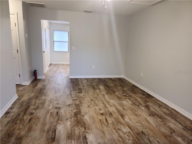 Foto del edificio - 779 Zella Ln