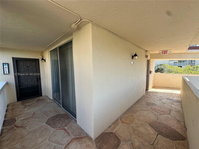 Building Photo - 7021 Environ Blvd