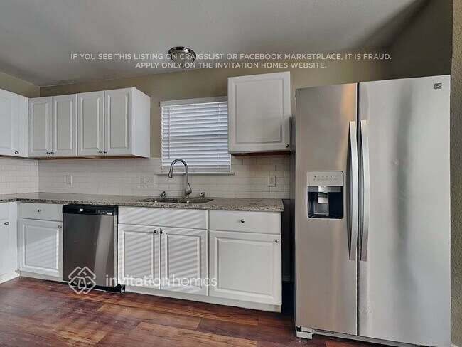 Building Photo - 8175 Spruce Valley Dr