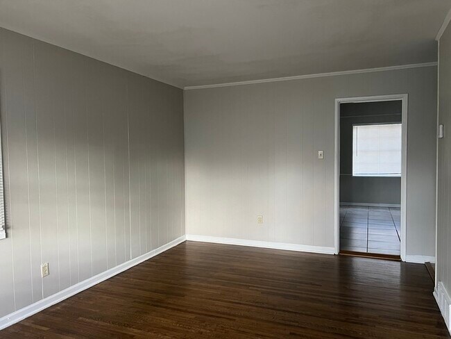 Building Photo - 784 Milstead Rd