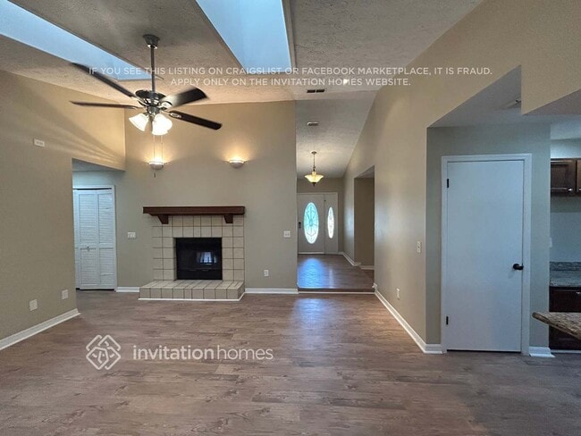 Building Photo - 1432 Buckner Rd