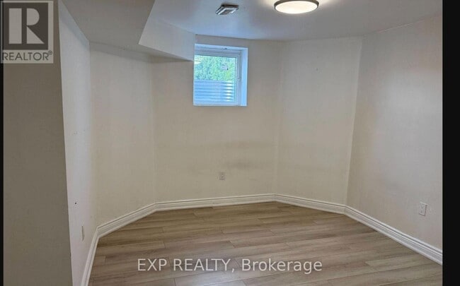 Building Photo - 127 Worthington Ave