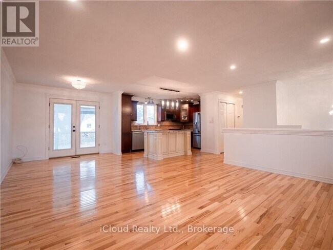 Photo du bâtiment - 5 Ilona Ct