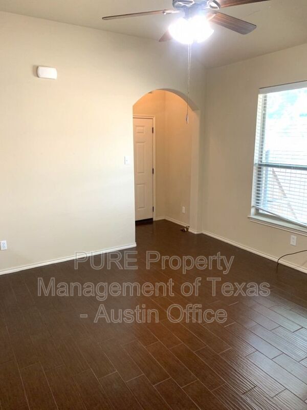 Foto del edificio - 1148 Brendon Lee Ln