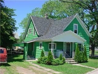 Primary Photo - 71 Robinson St