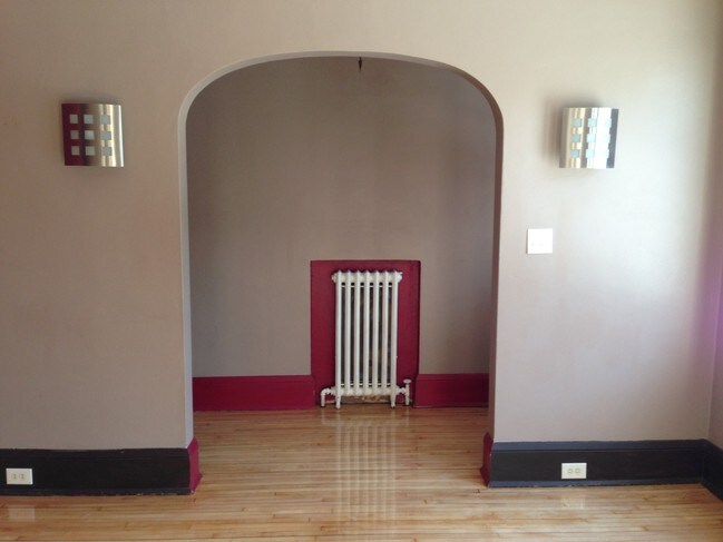 Living room - front entry - 320 E 5th St