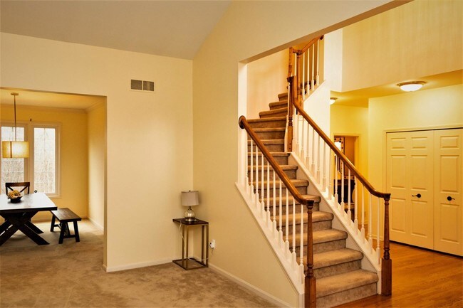 Building Photo - 45547 Irvine Dr