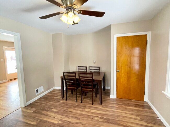 Foto del edificio - 922 Mulberry St