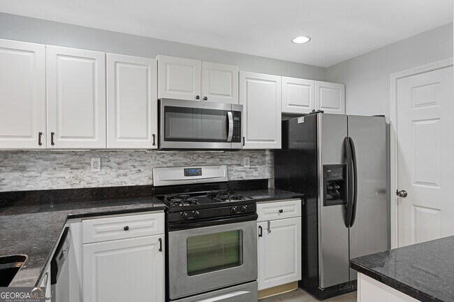 Foto del edificio - 220 Renaissance Pkwy NE