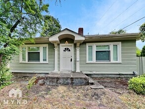 Building Photo - 1311 N Alder St