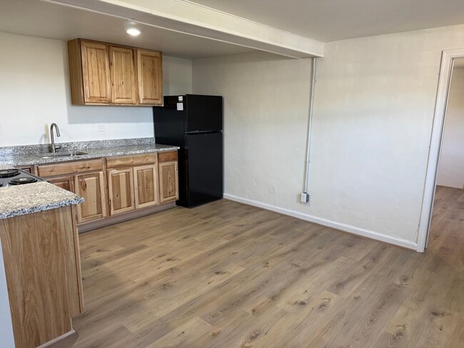 Building Photo - 147 Sprouses Corner Rd