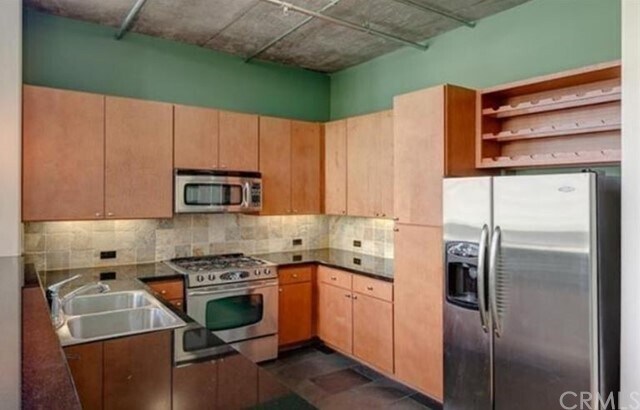 Foto del edificio - 840 E Green St