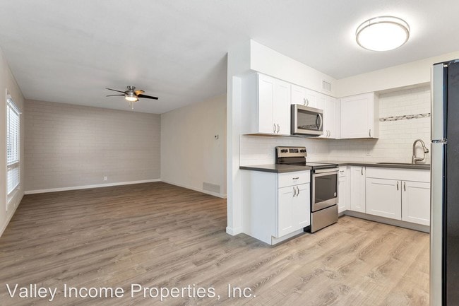 Building Photo - 2 br, 2 bath Apartment - 1939 W Berridge Lane